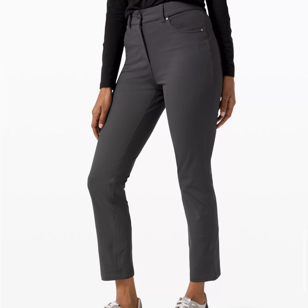 Lululemon City Sleek Pants 7/8. Size 4